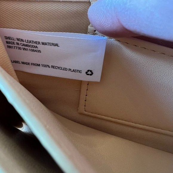 A new day crossbody bag, peach, small adjustable strap - Picture 4 of 10